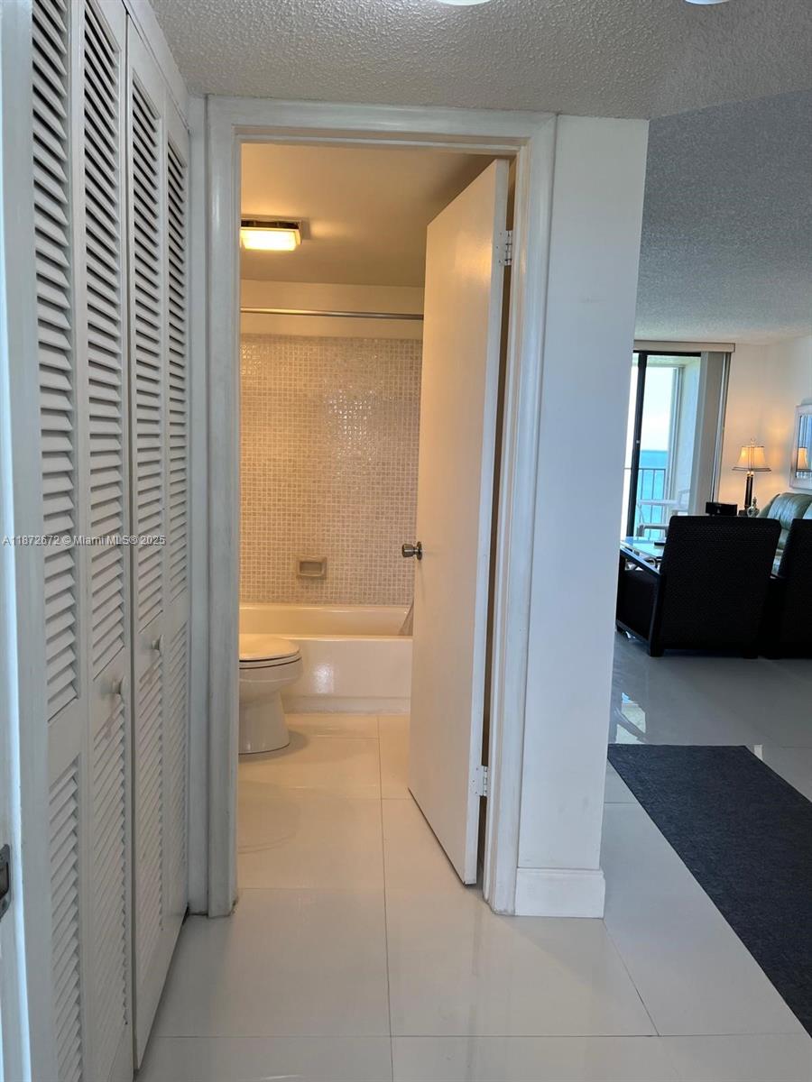 OCEAN HARBOUR SOUTH CONDO - Residential