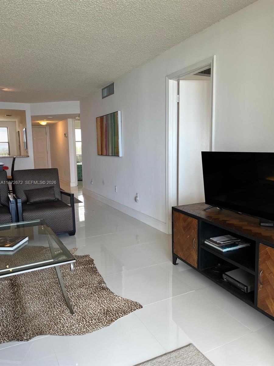 OCEAN HARBOUR SOUTH CONDO - Residential