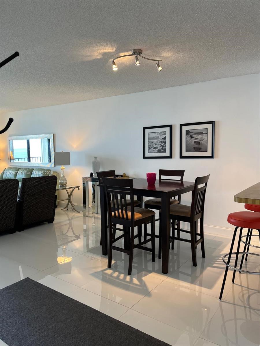 OCEAN HARBOUR SOUTH CONDO - Residential