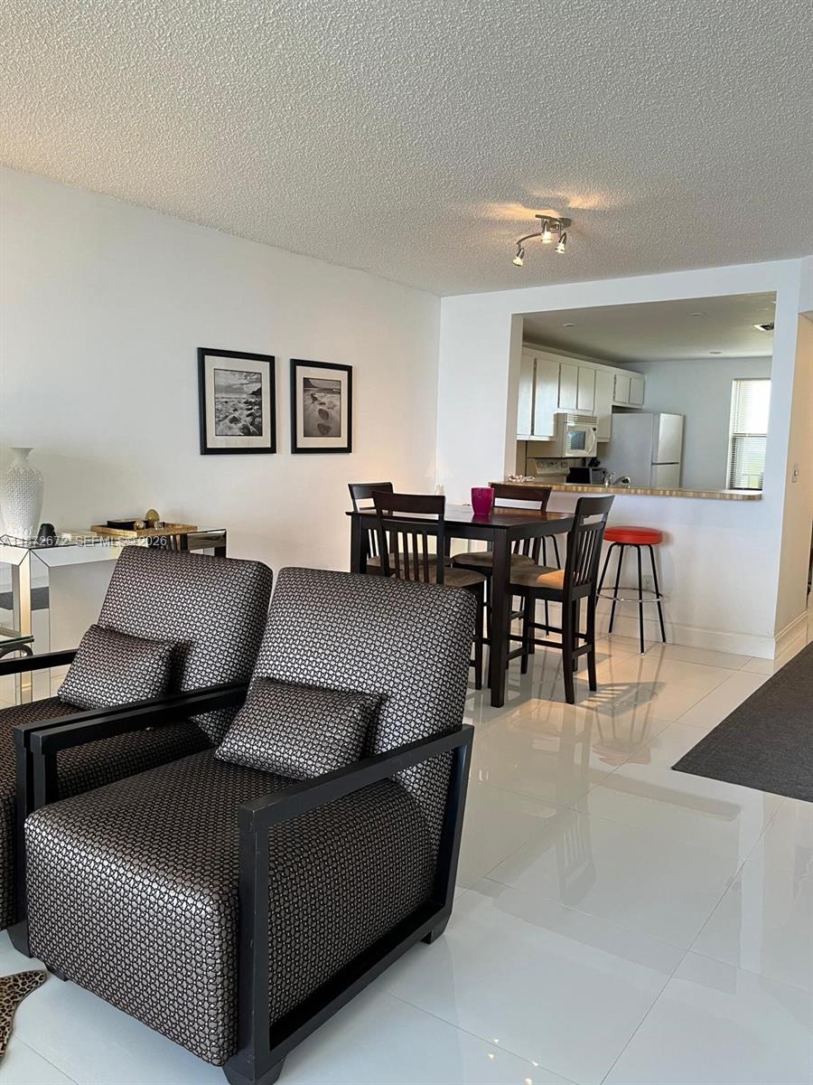 OCEAN HARBOUR SOUTH CONDO - Residential