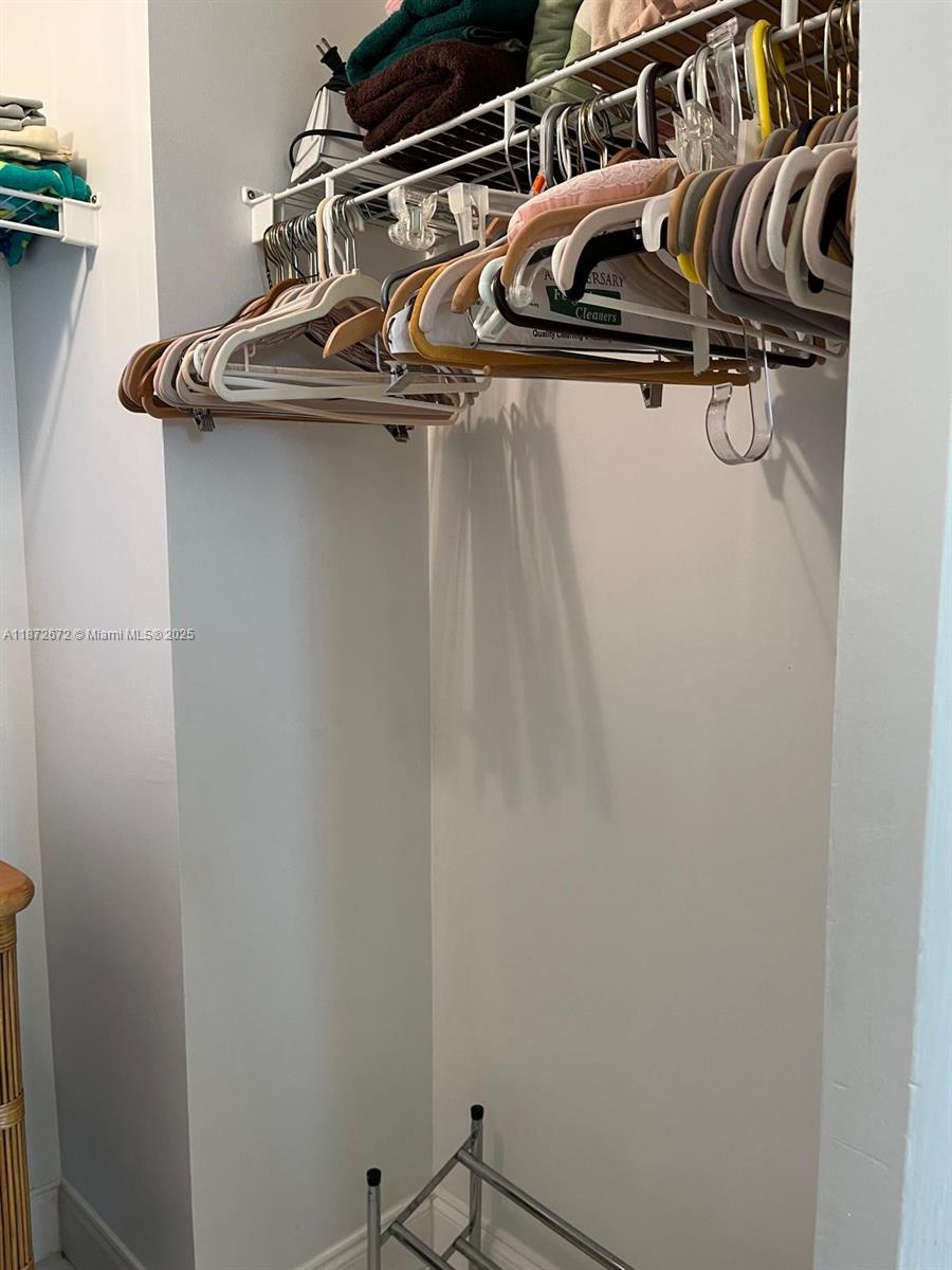 OCEAN HARBOUR SOUTH CONDO - Residential