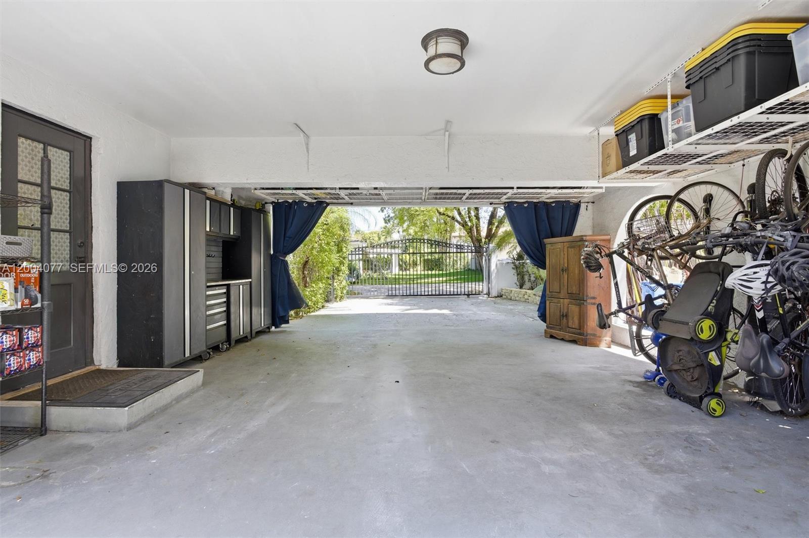 CORAL GABLES GRANADA SEC - Residential