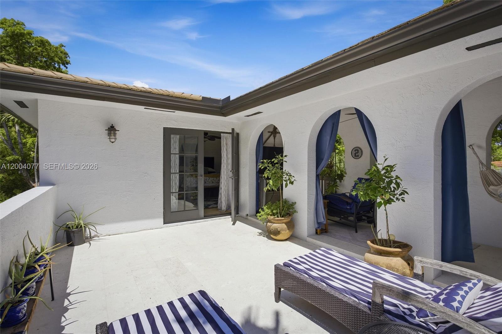 CORAL GABLES GRANADA SEC - Residential