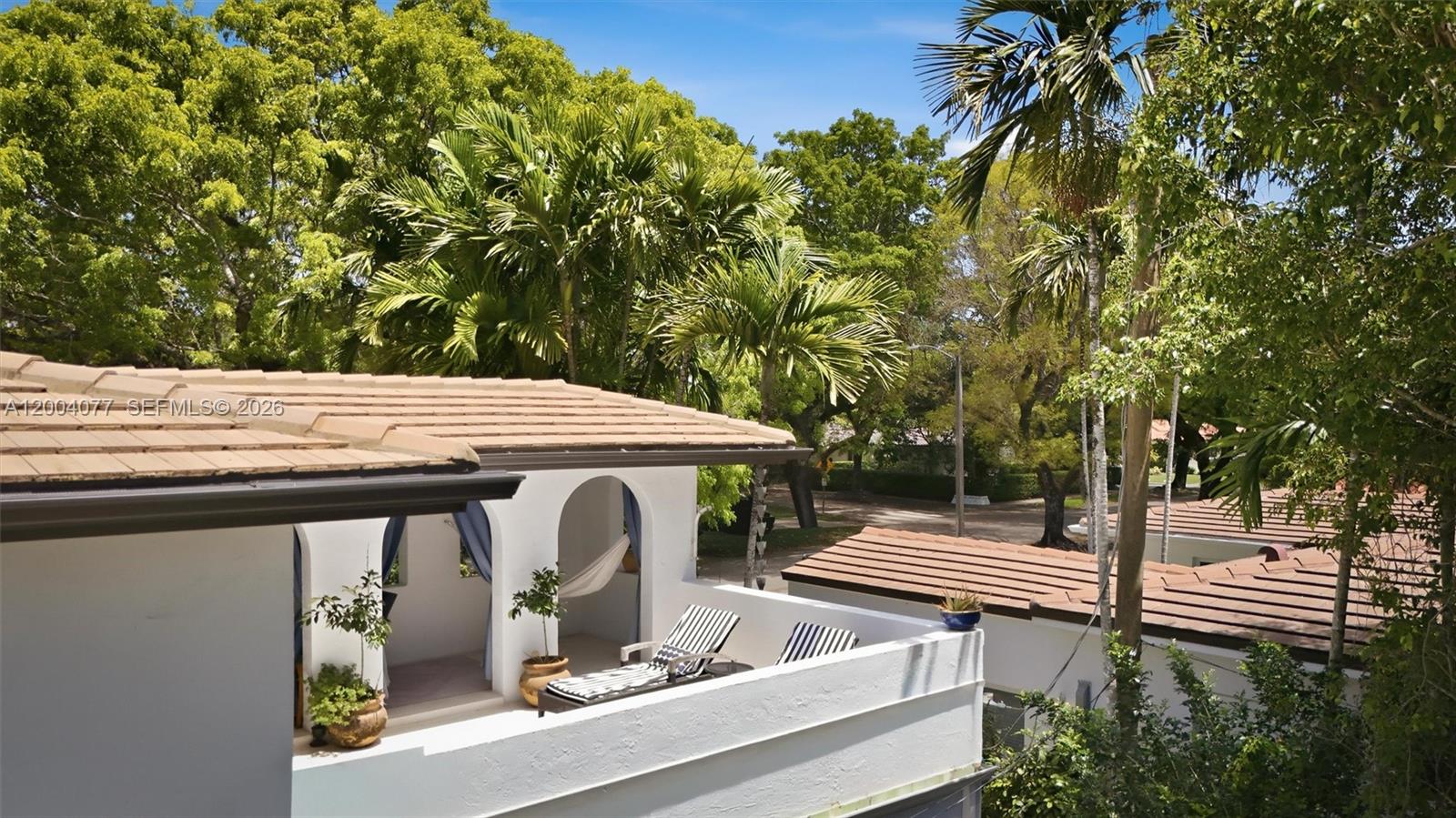 CORAL GABLES GRANADA SEC - Residential