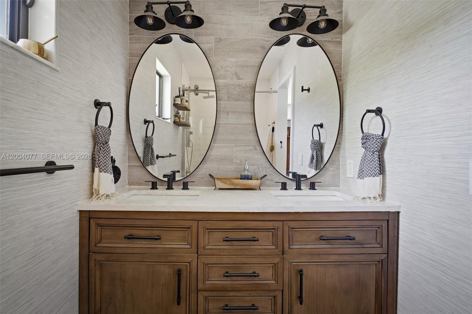 CORAL GABLES GRANADA SEC - Residential