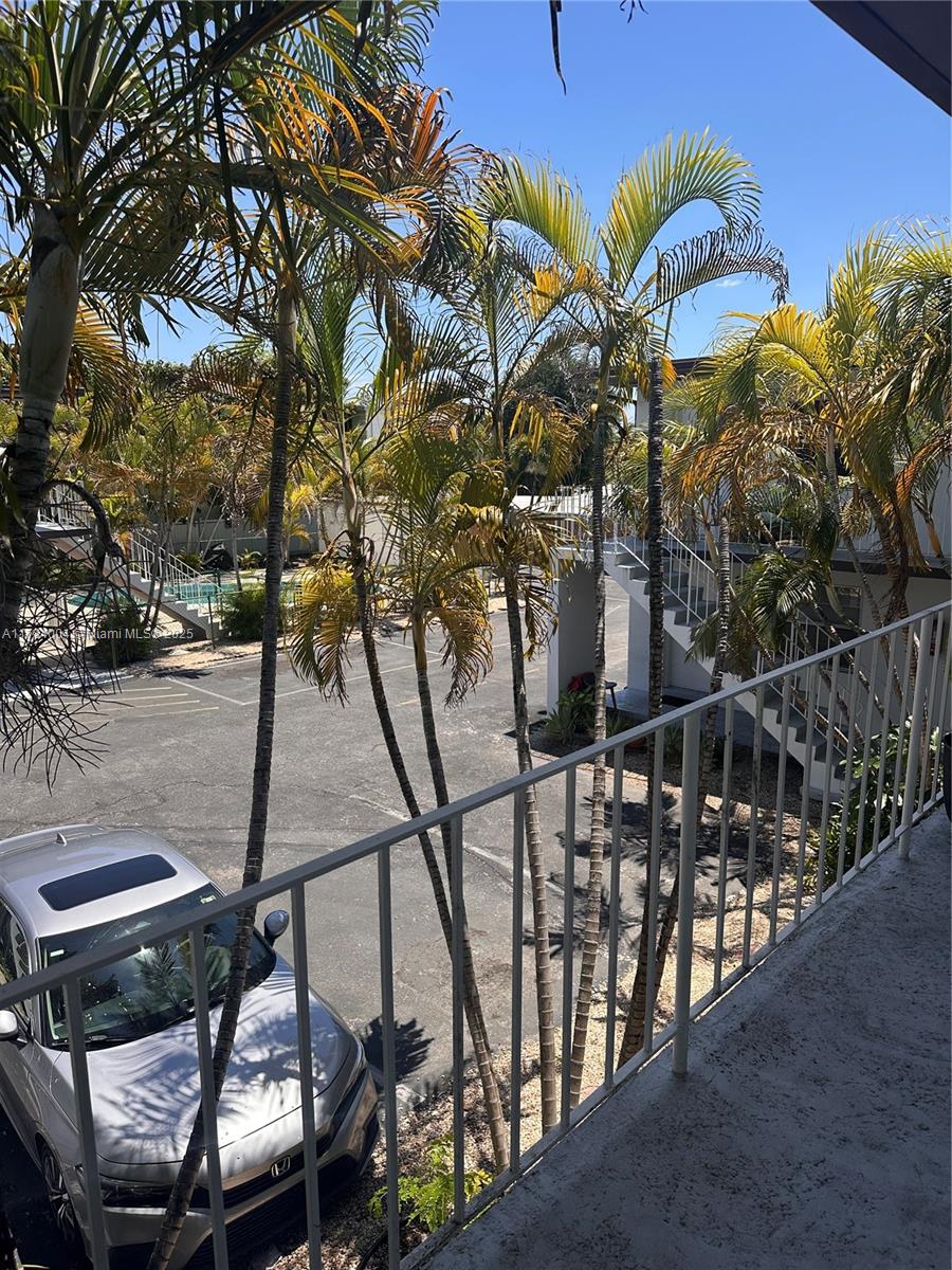 Photo 1 of 3170 Sw 16 St 11, Miami, Florida, $1,700, Web #: 11784004