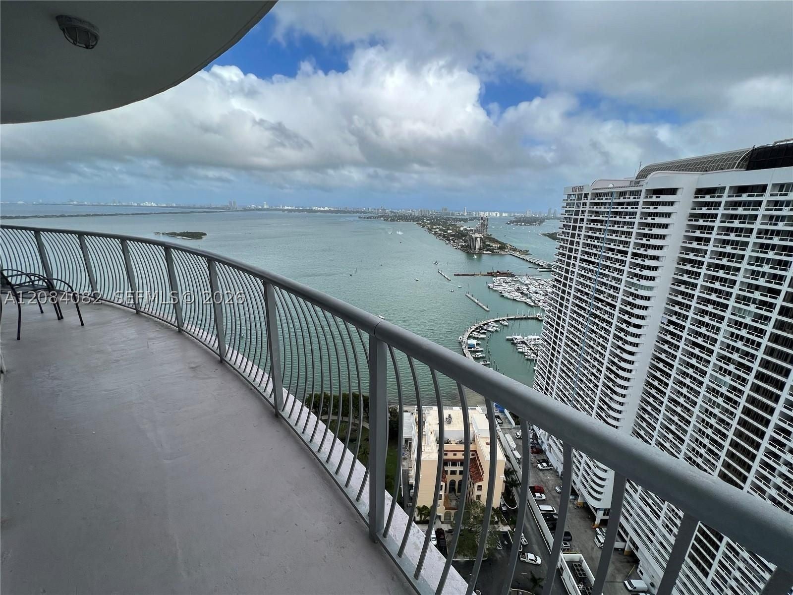 1750 N Bayshore Dr 3402