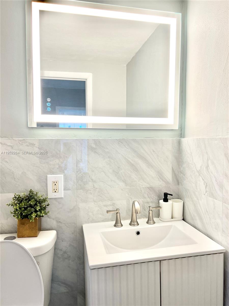 FIRST ADD TO TUSKEGEE PAR - Residential