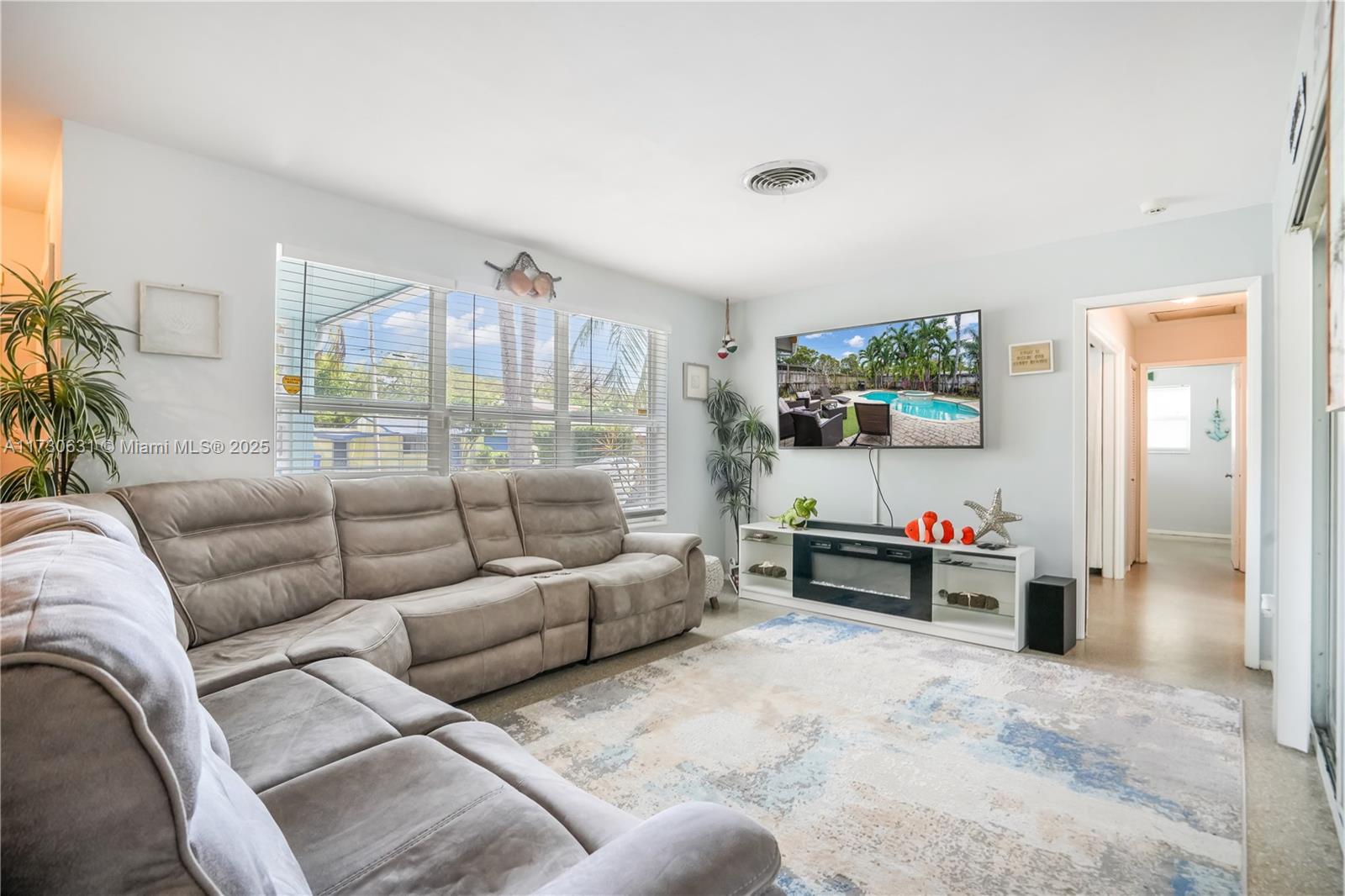 Property for Sale at 1906 N 31st Ave, Hollywood, Broward County, Florida - Bedrooms: 3 
Bathrooms: 2  - $538,900