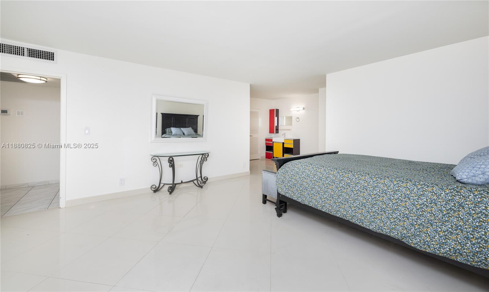 PARKER PLAZA CONDO ESTATE - Residential Lease