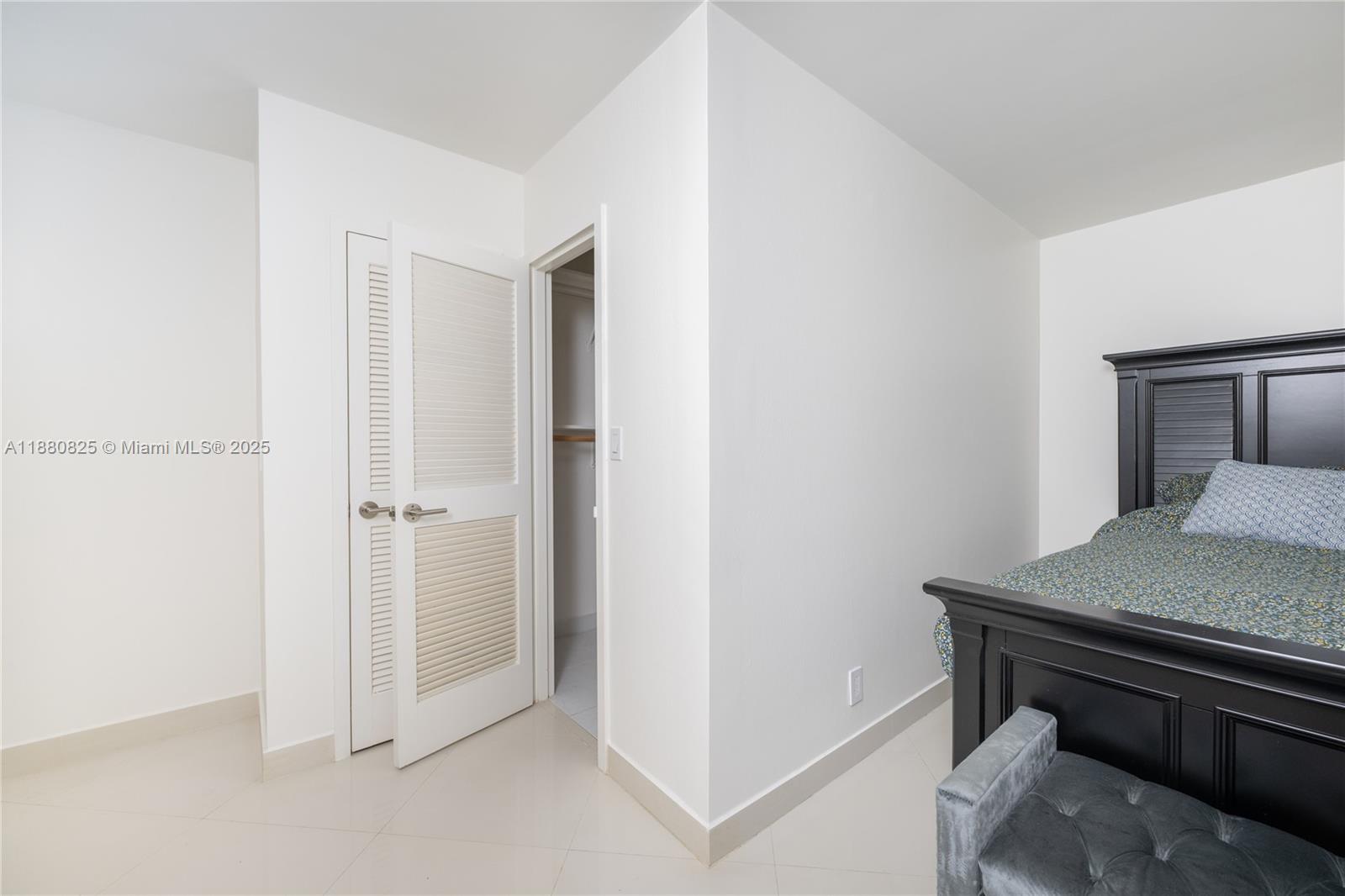 PARKER PLAZA CONDO ESTATE - Residential Lease