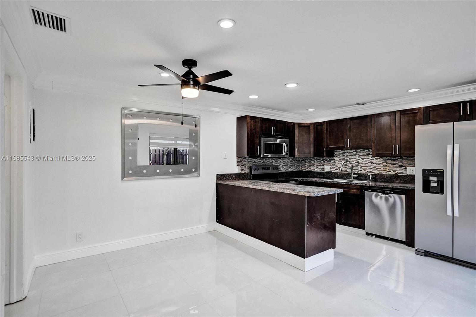 LAUDERDALE NORTH PARK SEC - Residential