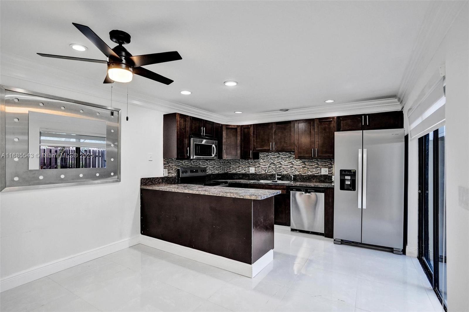 LAUDERDALE NORTH PARK SEC - Residential