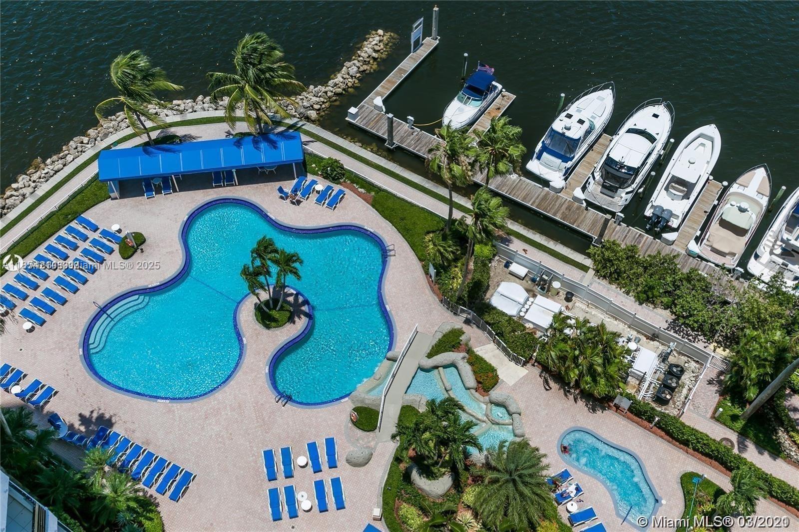 MYSTIC POINTE TOWER 500 - Residential