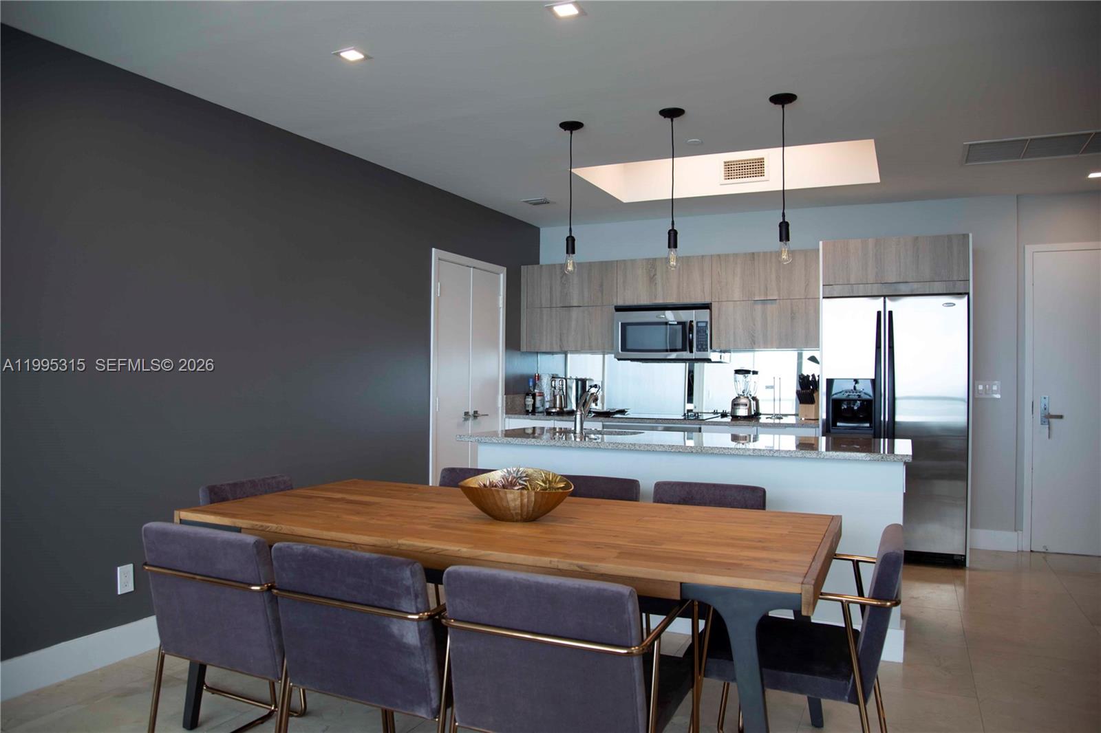 888 Biscayne Blvd 5207