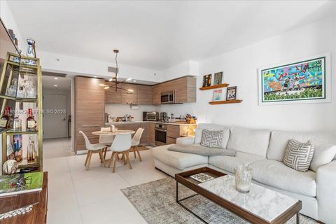 1300 S Miami Ave 3008 Miami FL 33130