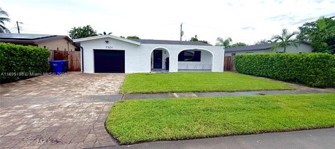 7321 Allen Dr Hollywood FL 33024