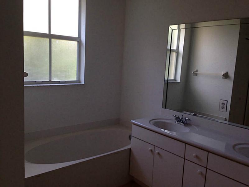 KENDALLAND - Residential Lease