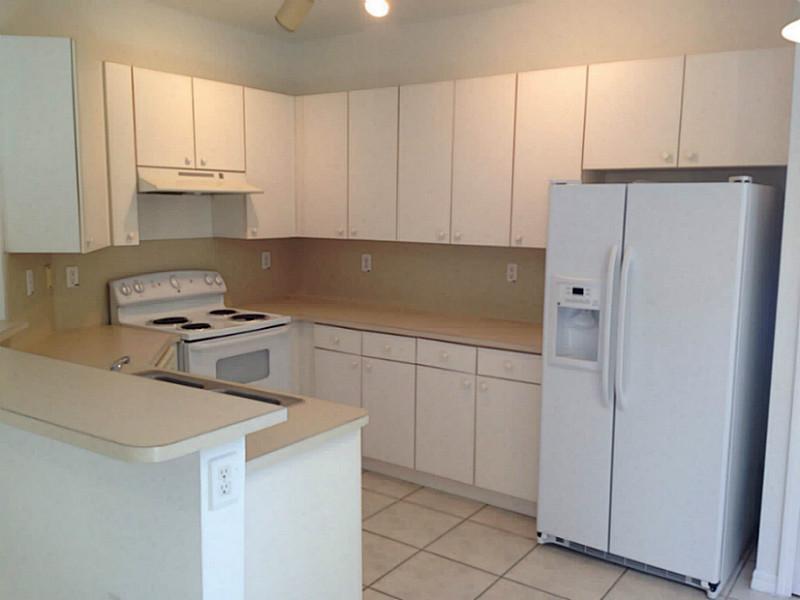 KENDALLAND - Residential Lease