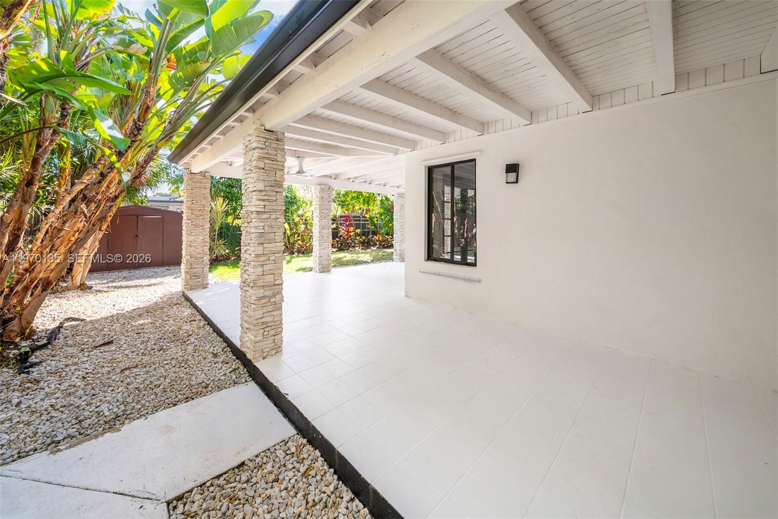 TREASURE PLAZA - Residential