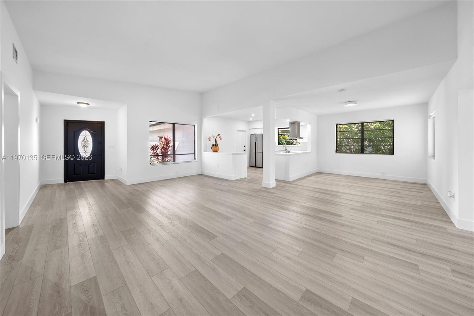 TREASURE PLAZA - Residential