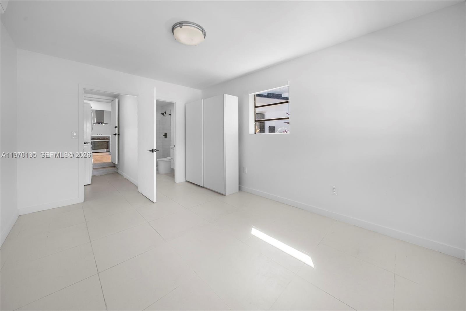 TREASURE PLAZA - Residential