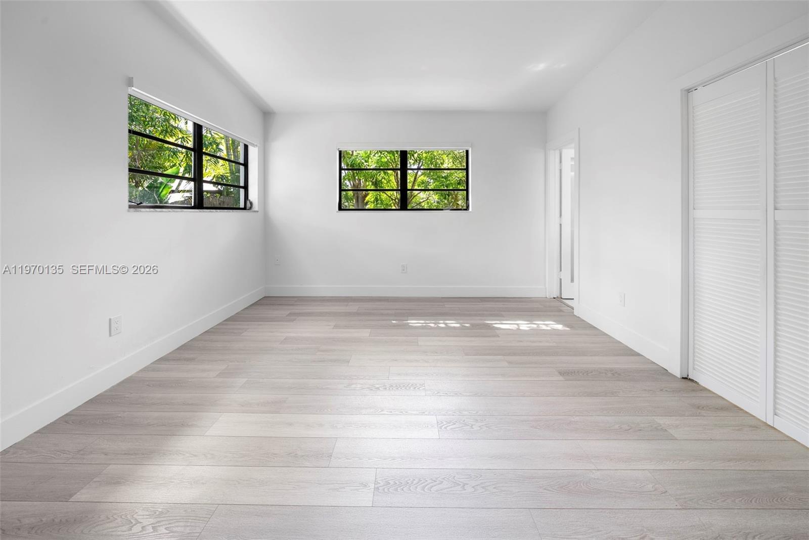 TREASURE PLAZA - Residential