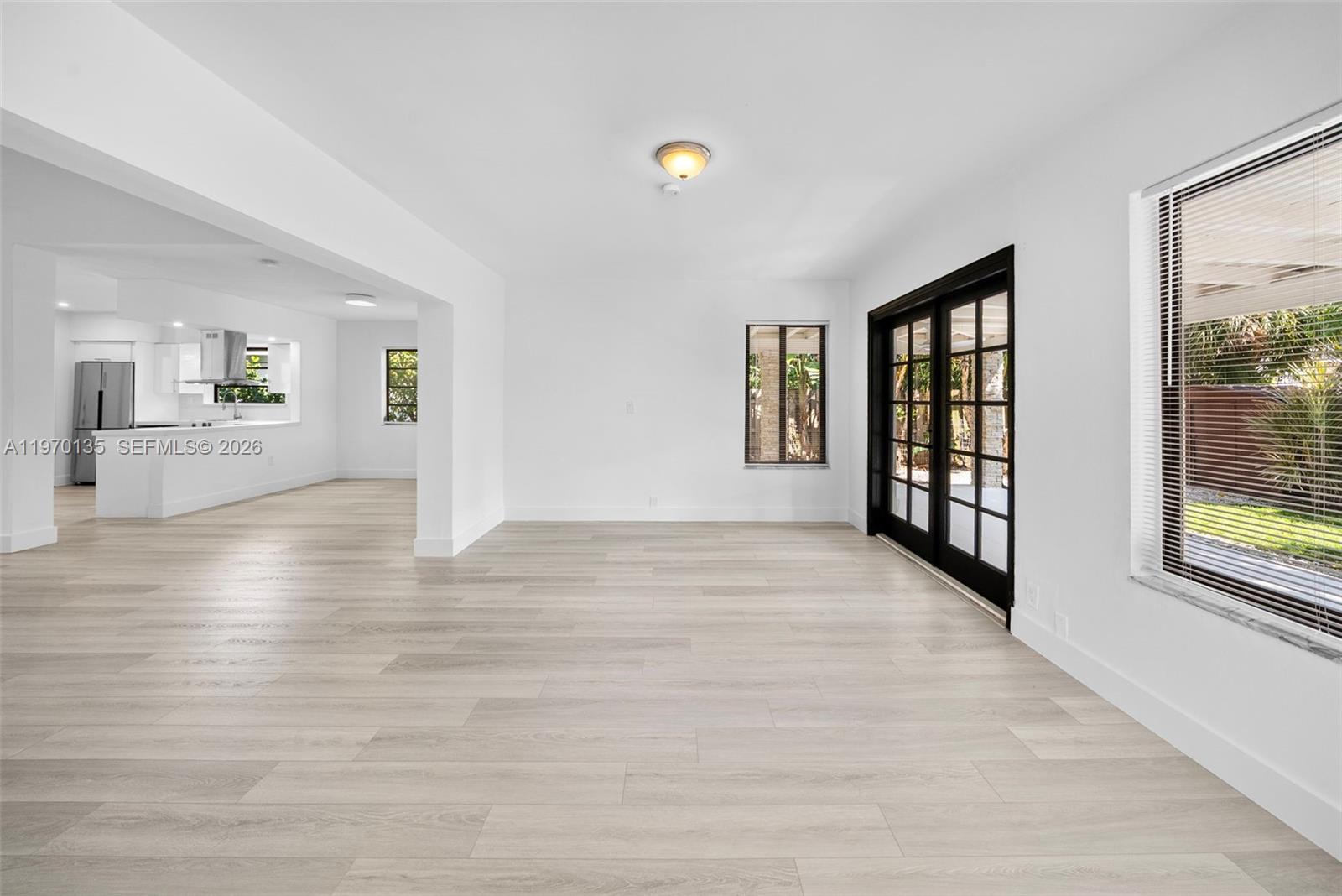 TREASURE PLAZA - Residential