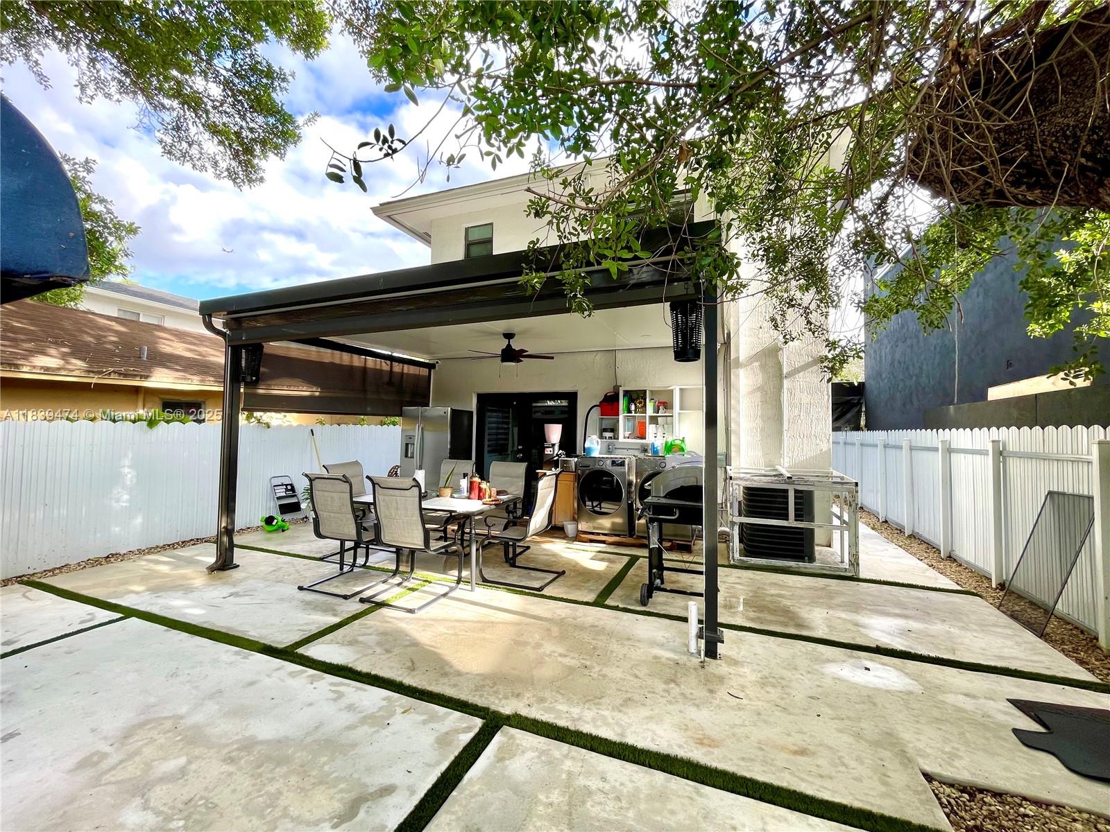 ROOSEVELT PARK - Residential