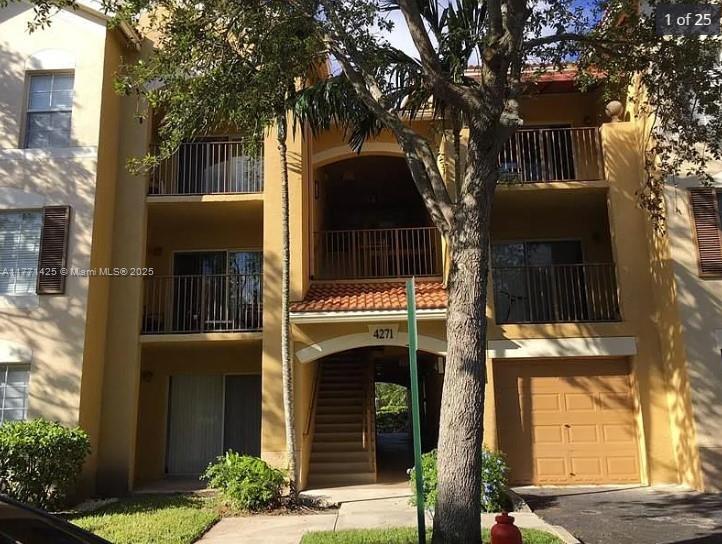 EMERALD ISLE AT LAGUNA LA - Residential