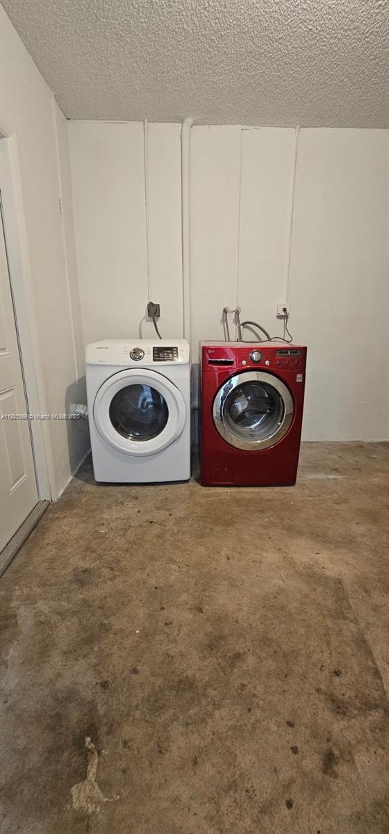 MEADOWS OF MIRAMAR PHASE - Residential Lease