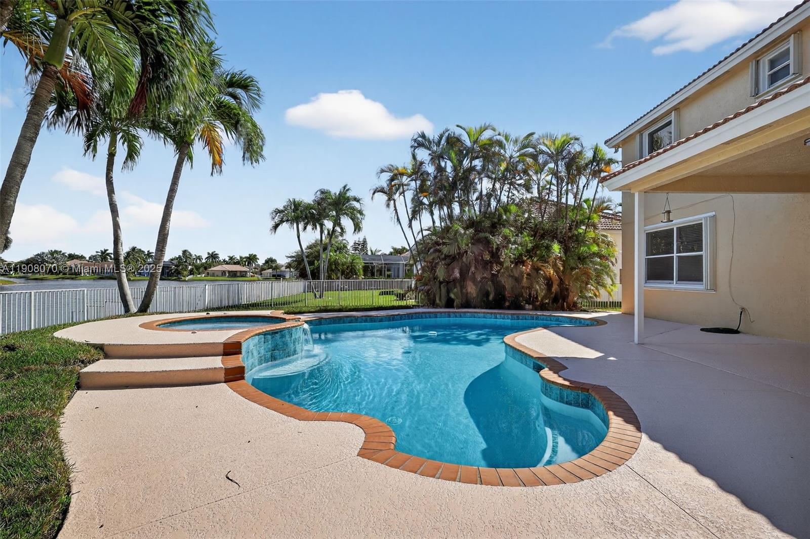 PEMBROKE FALLS PHASE 5 - Residential