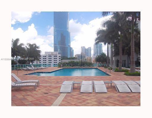 BRICKELL ON THE RIVER S T - Residential