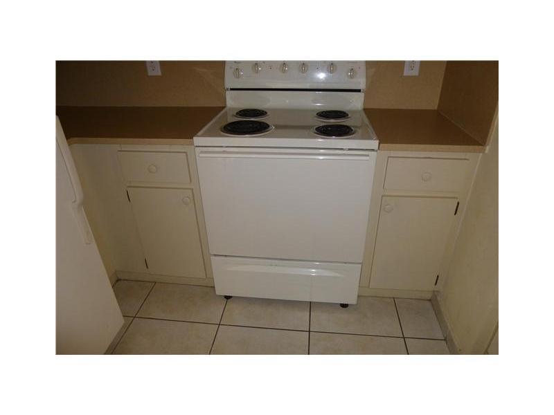 PALM GARDENS AT DORAL CON - Residential Lease