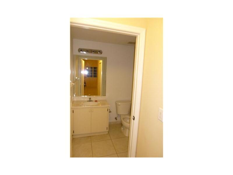 PALM GARDENS AT DORAL CON - Residential Lease