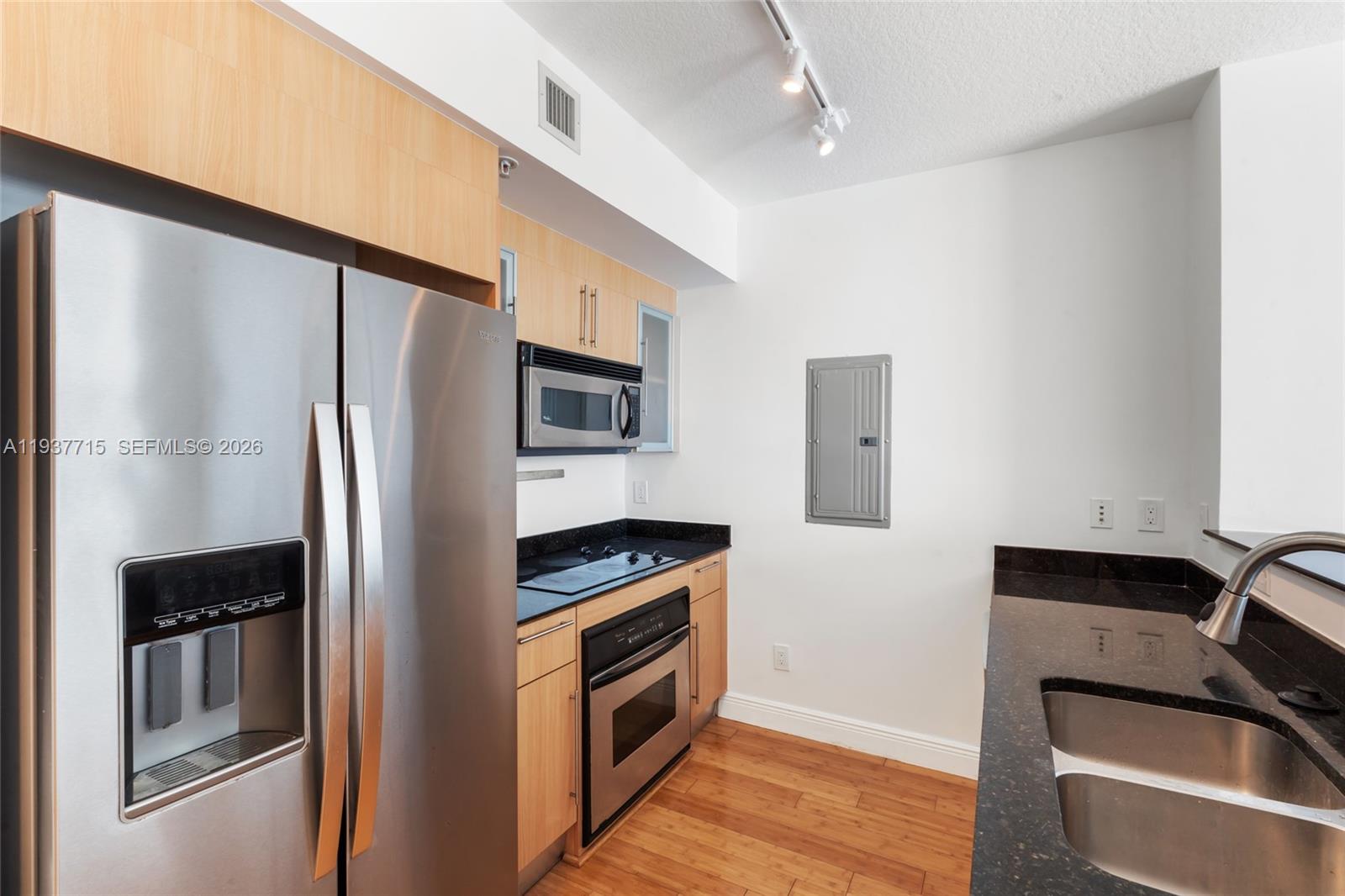 ONE MIAMI EAST CONDO - Residential