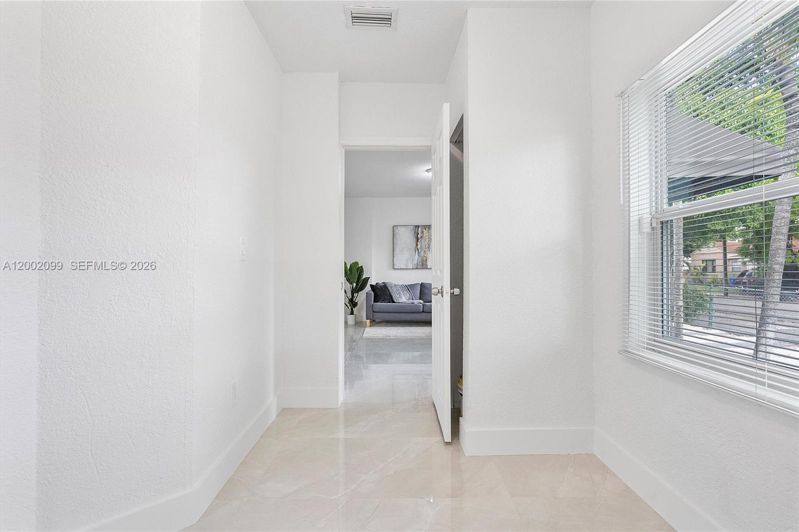 17TH AVE MANOR - Residential Lease