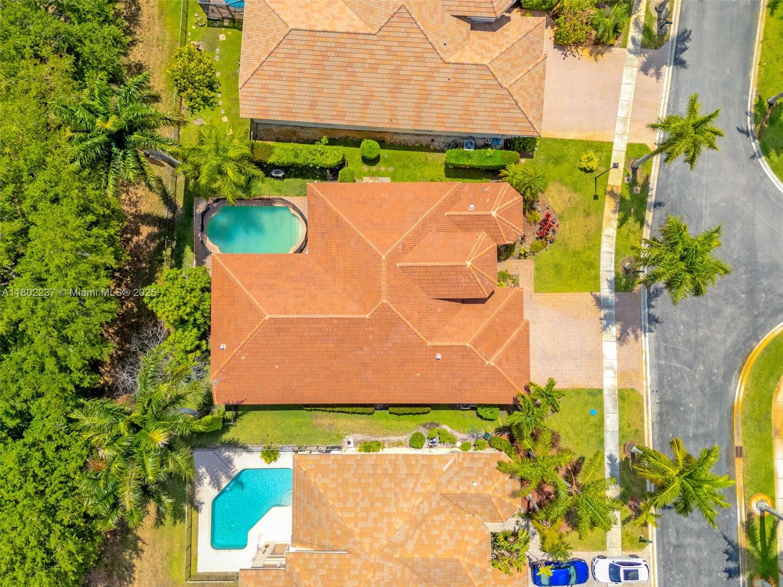SUNSET LAKES PLAT ONE - Residential
