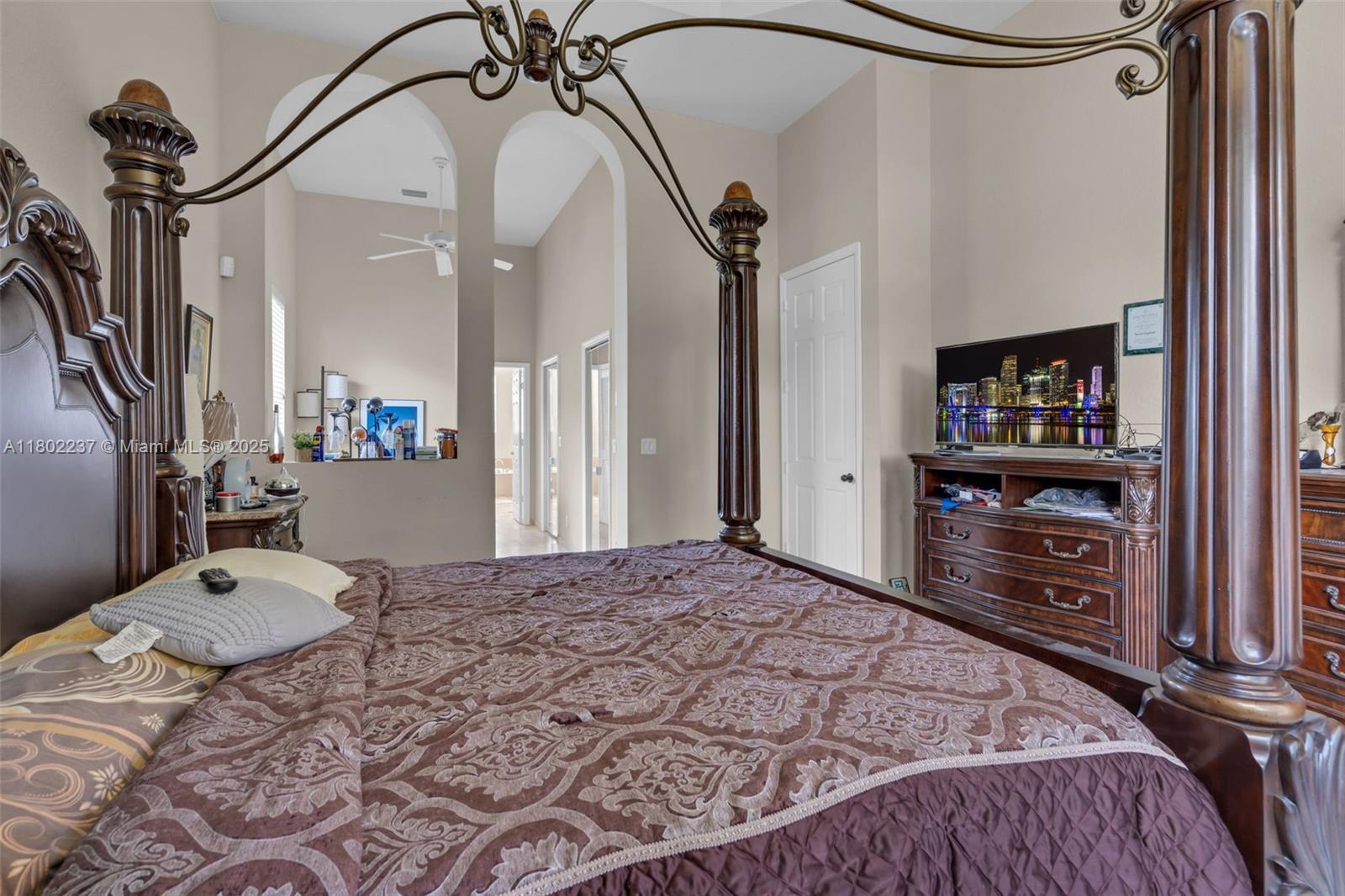 SUNSET LAKES PLAT ONE - Residential