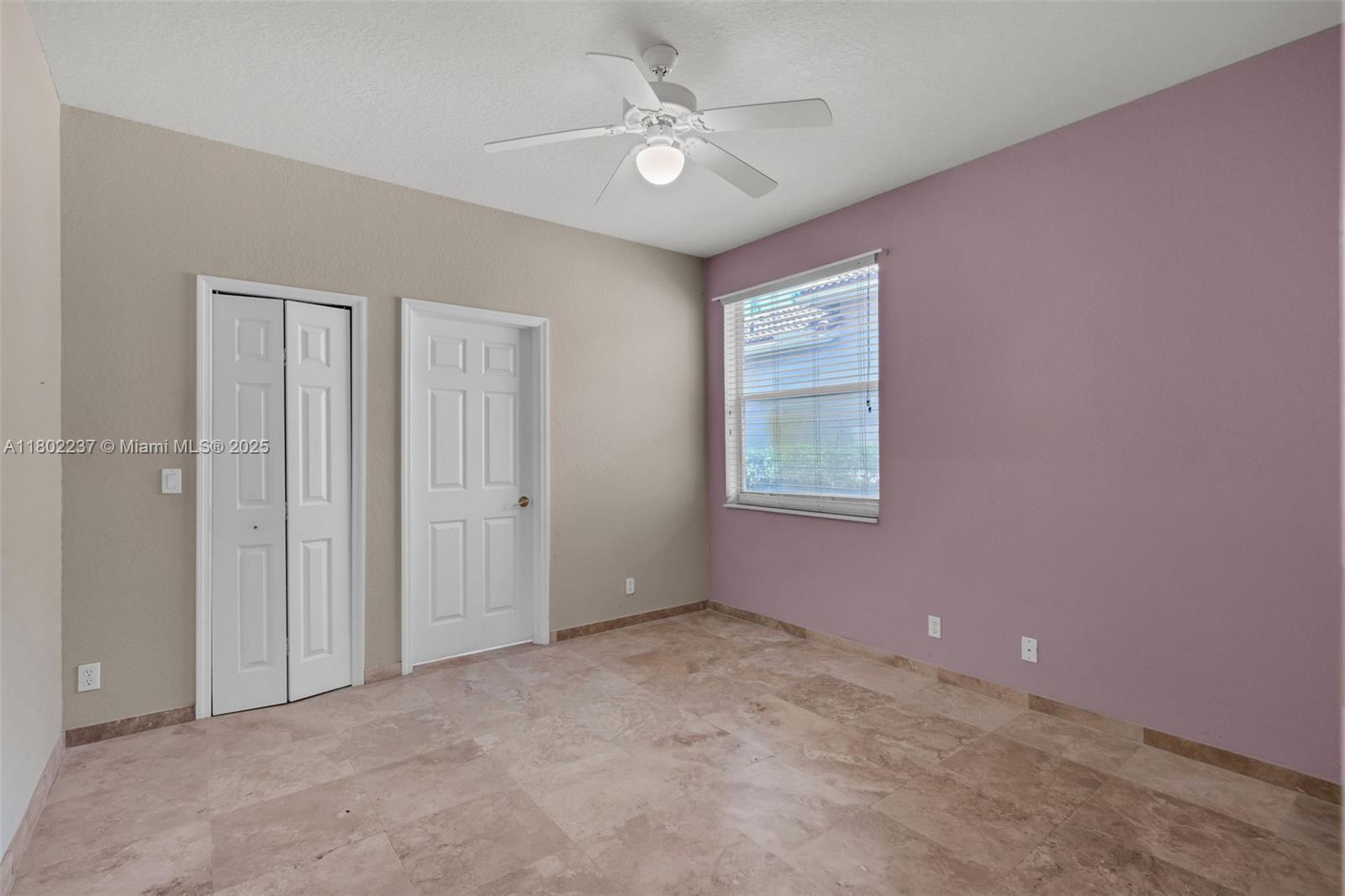 SUNSET LAKES PLAT ONE - Residential