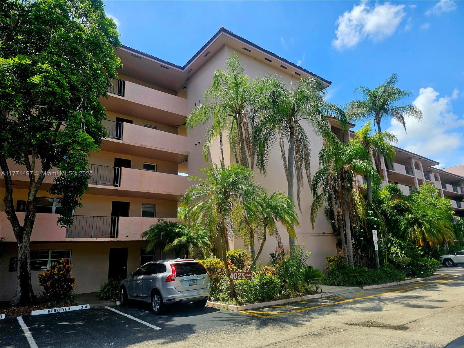 Rental Property at 4025 N Nob Hill Rd 507, Sunrise, Miami-Dade County, Florida - Bedrooms: 2 
Bathrooms: 2  - $2,000 MO.