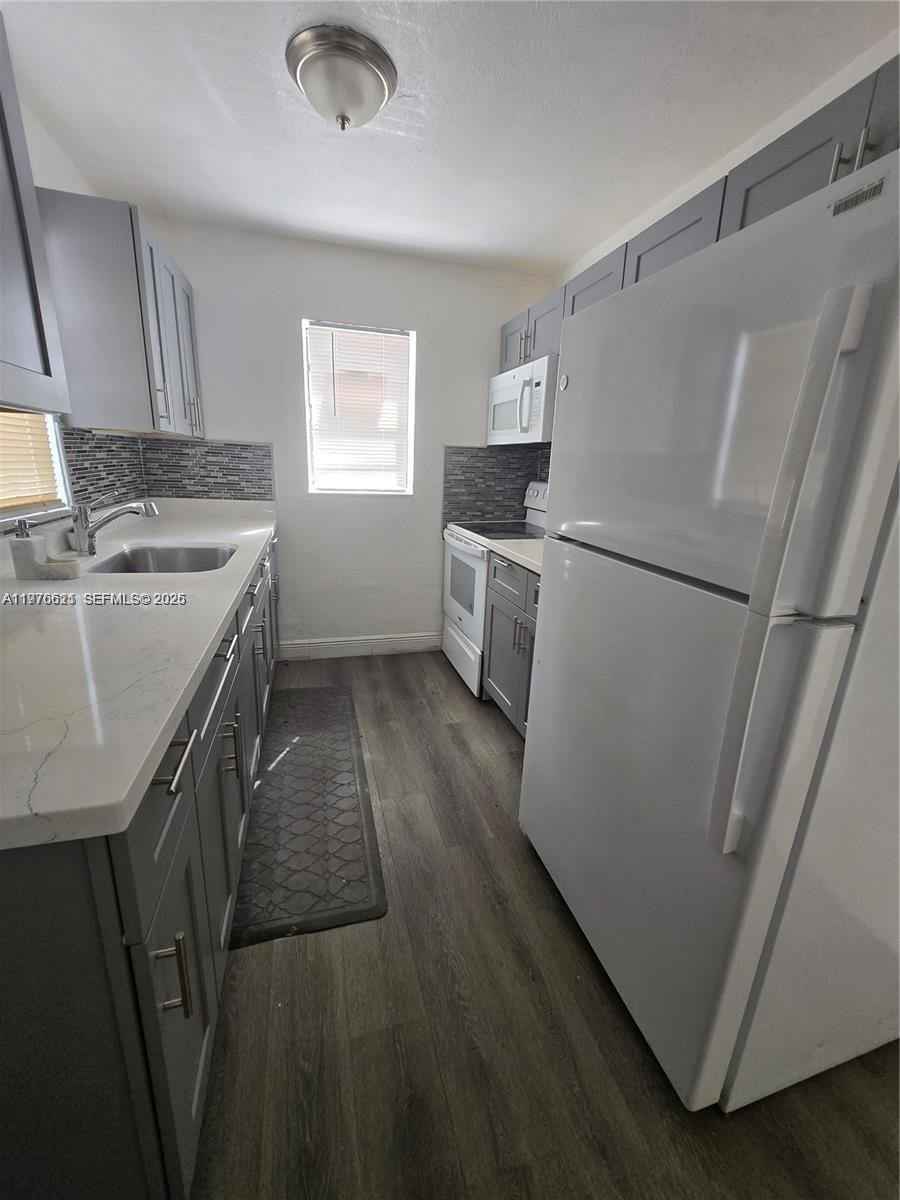 NORTH WEST LAUDERDALE ADD - Residential Lease