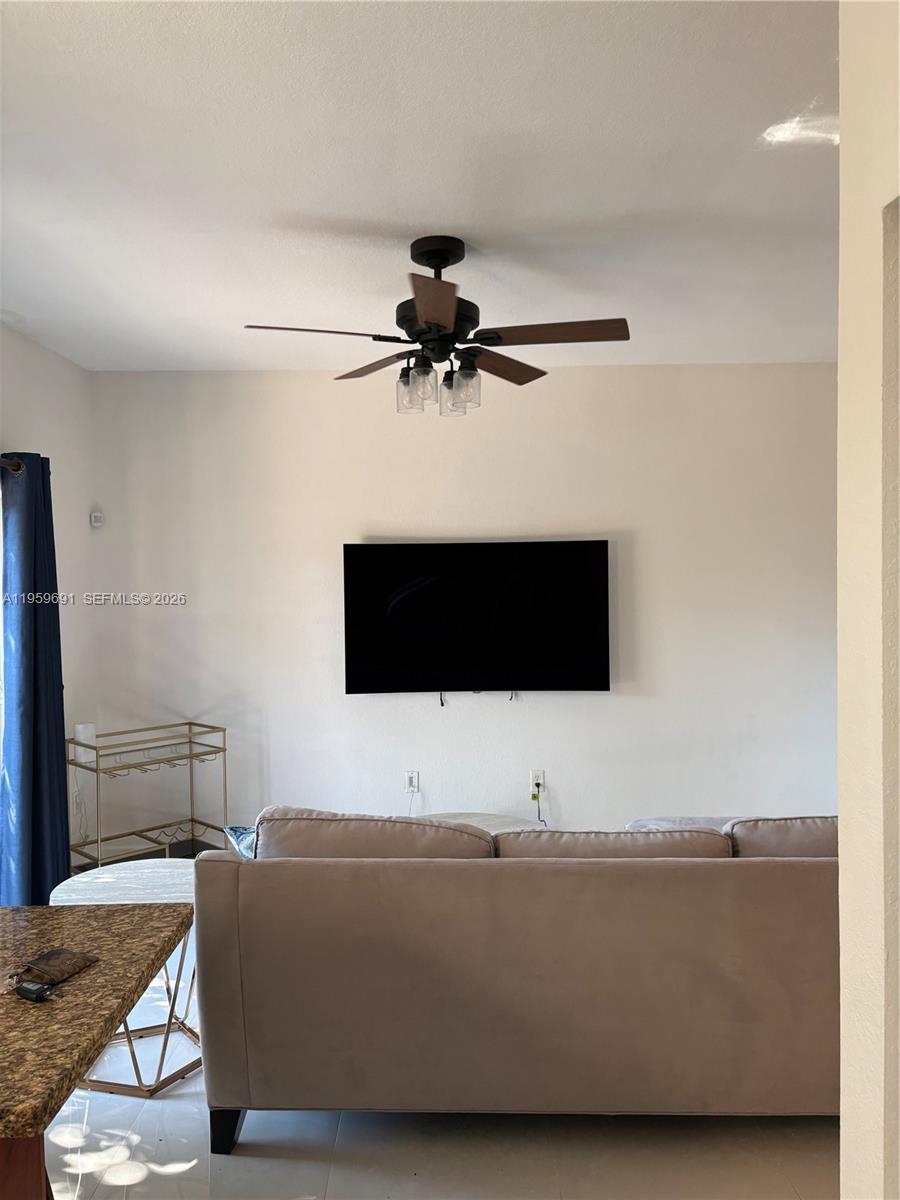 LAKES BY THE BAY GEE - Residential Lease