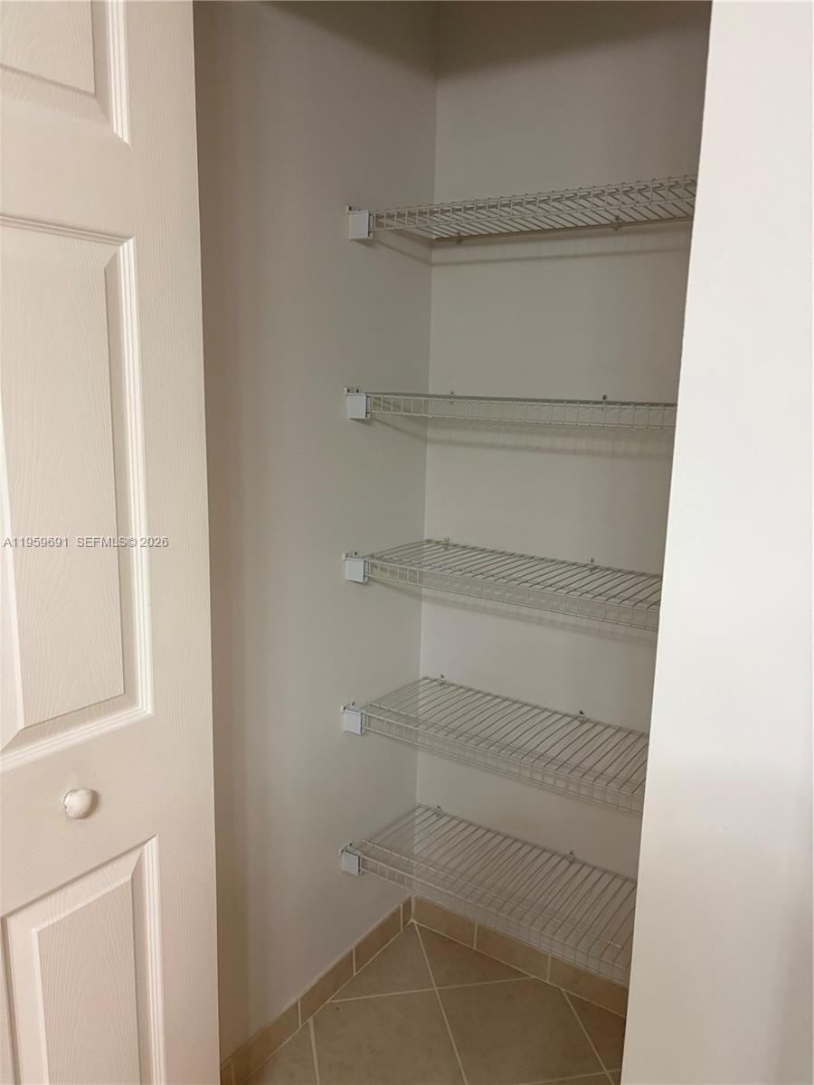 LAKES BY THE BAY GEE - Residential Lease