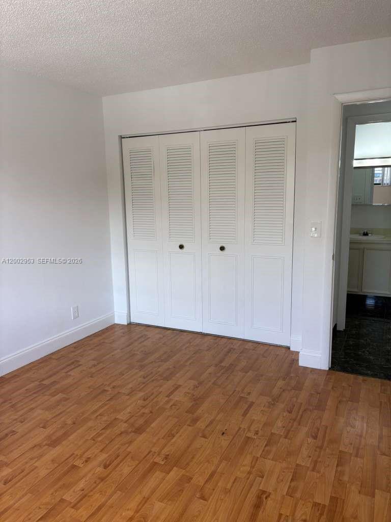 FOREST HILL VILLAS GARDEN - Residential Lease