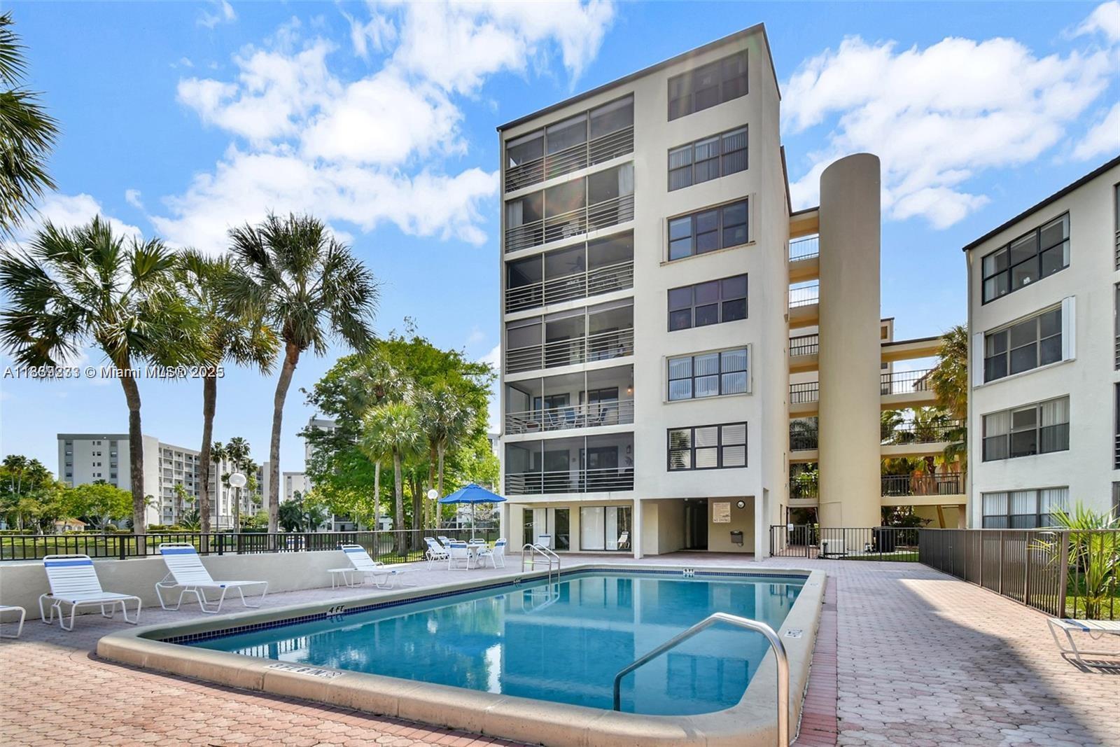 CYPRESS BEND I-A CONDO - Residential