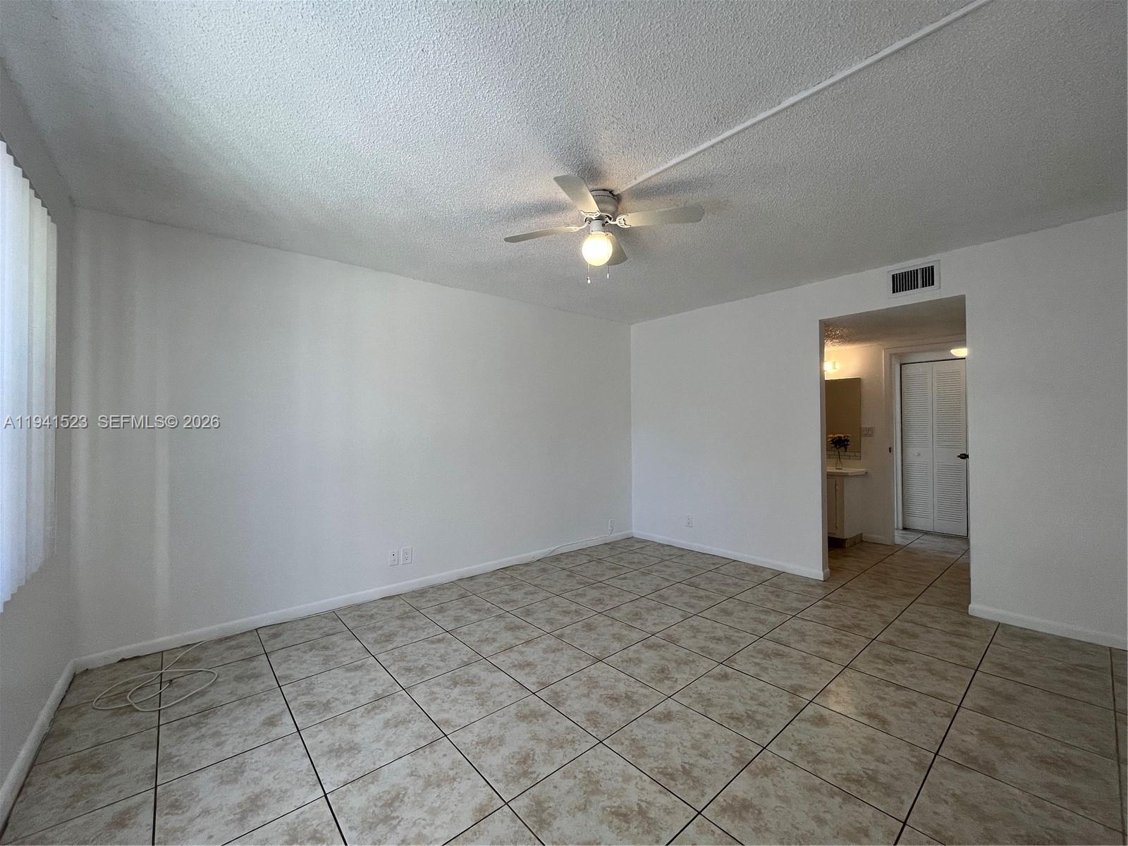 4354 NW 9th Ave 12-1C