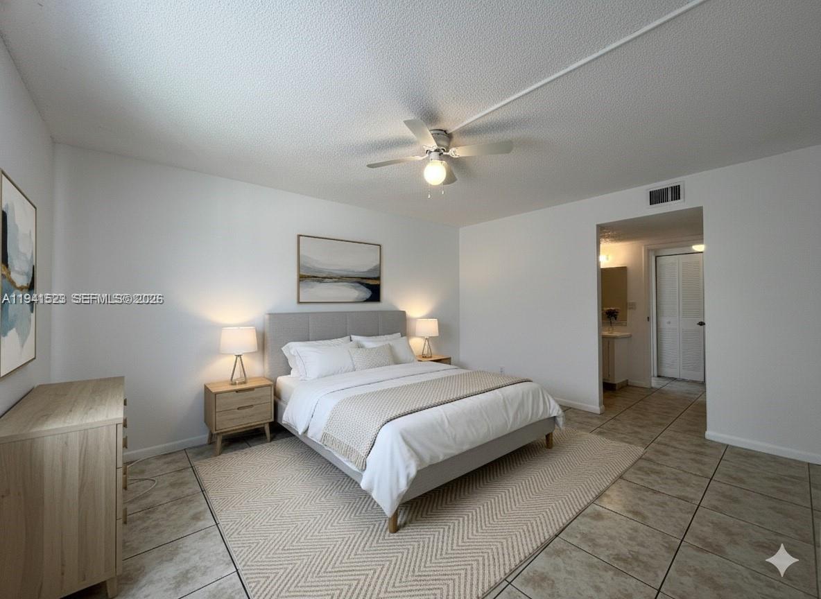 HERITAGE CIRCLE CONDO - Residential