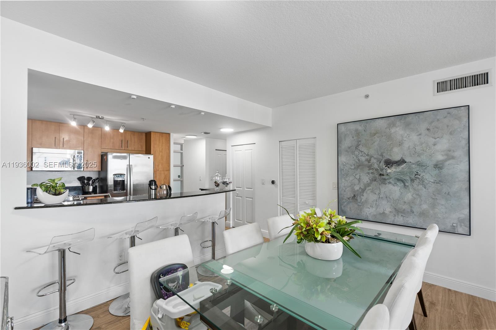 360 CONDO C - Residential