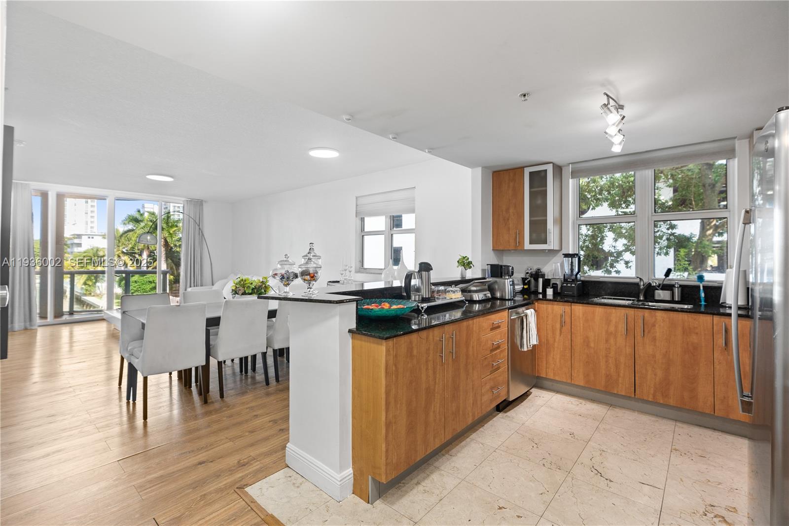 360 CONDO C - Residential